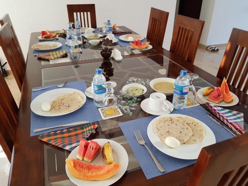 Мирисса: My Whales Guest House