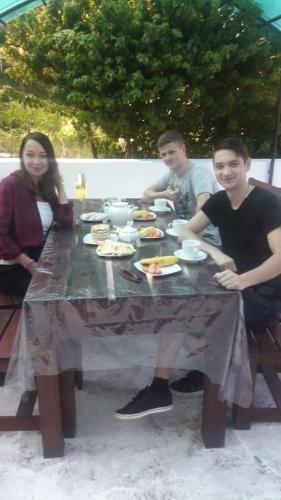 Элла: Ella Gate Resort