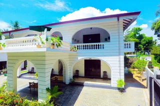 Ахангама: Вилла Sri Lankan