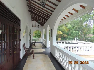Ахангама: Вилла Sri Lankan