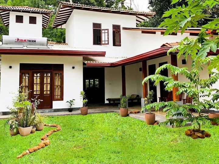 Талагаха: Maygrove View Villa