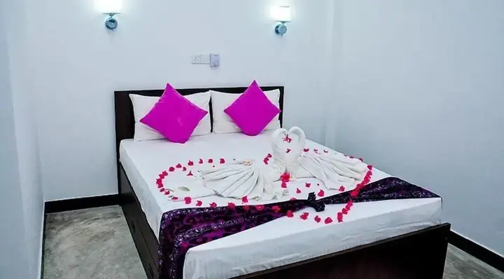 Мирисса: Sea Breeze Hotel Mirissa