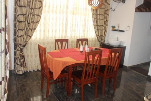 Коломбо: Royal Marine Inn