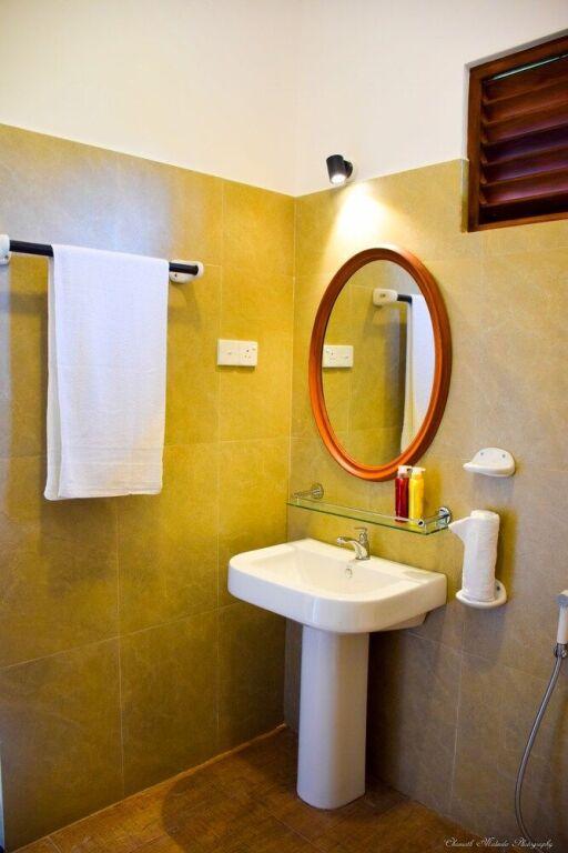 Ахангама: Tenasi Beach Resort