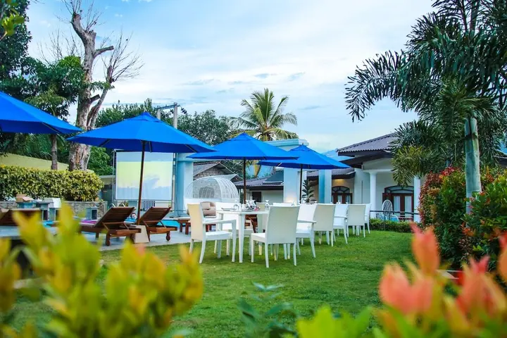 Канди: Royal Classic Resort