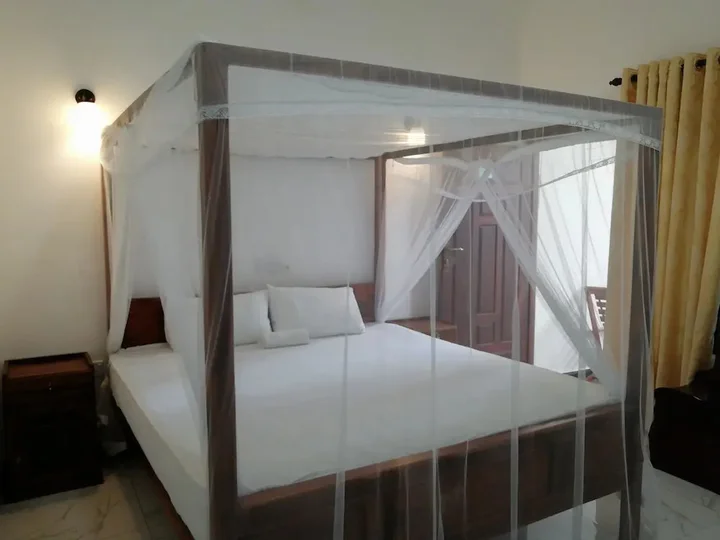 Аругам-Бэй: Crocus Resort