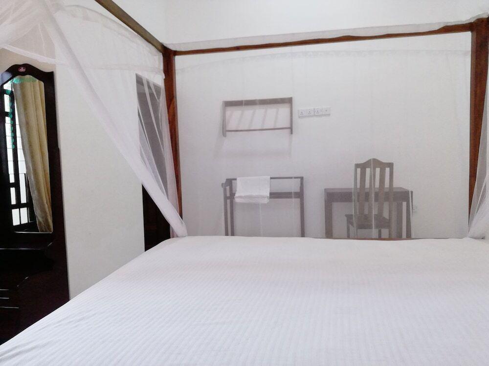 Аругам-Бэй: Crocus Resort
