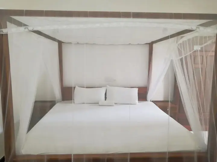 Аругам-Бэй: Crocus Resort