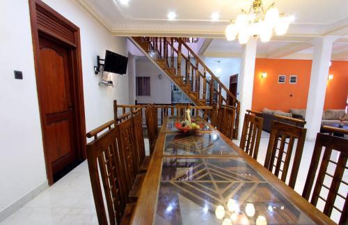 Бандаравела: Hotel Mevon