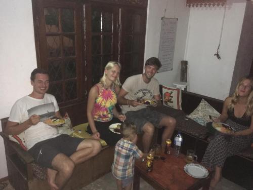 Унаватуна: Singha Lounge