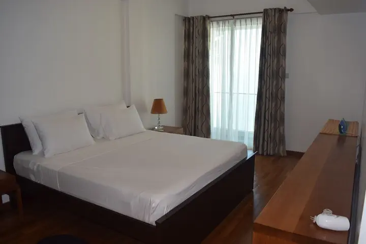 Коломбо: Monarch Bold Apartments