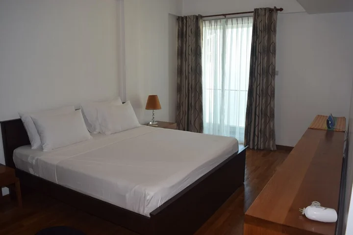 Коломбо: Monarch Bold Apartments