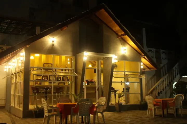Панадура: Navro Beach Resort