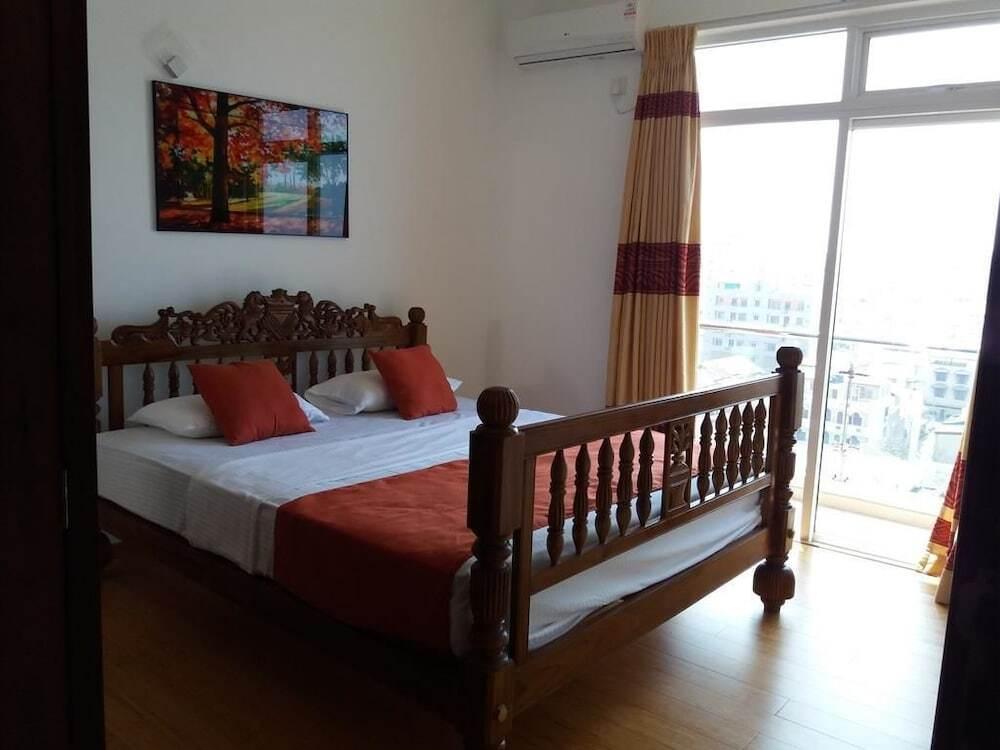 carousel image 0