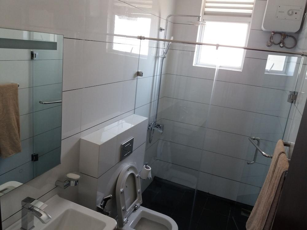 Коломбо: Colombo Sea View Apartment