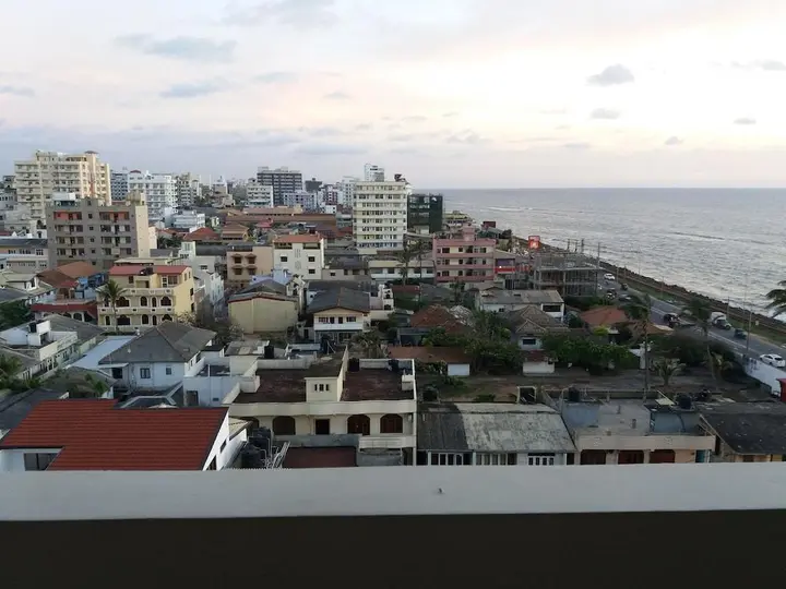 Коломбо: Colombo Sea View Apartment