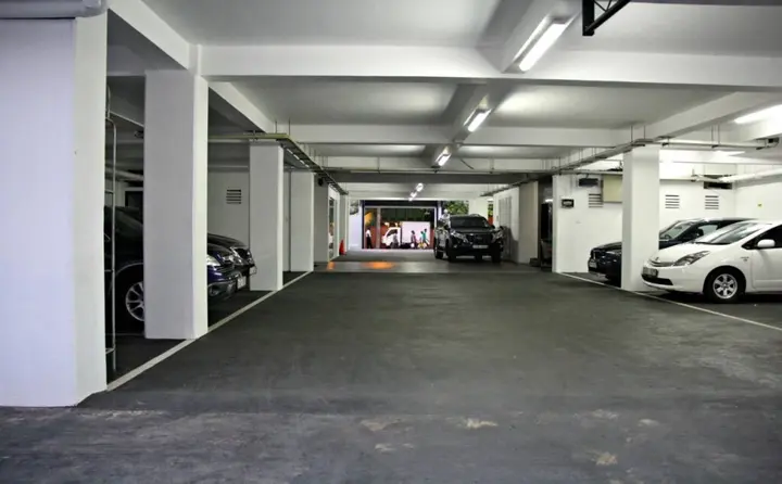 Коломбо: Mayura Apartment
