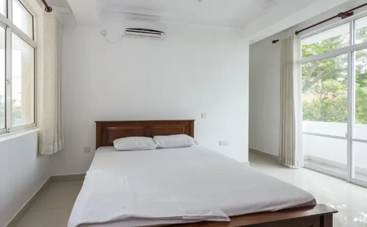 Коломбо: Mayura Apartment