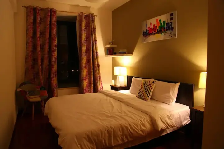 Коломбо: Carlsen Residence