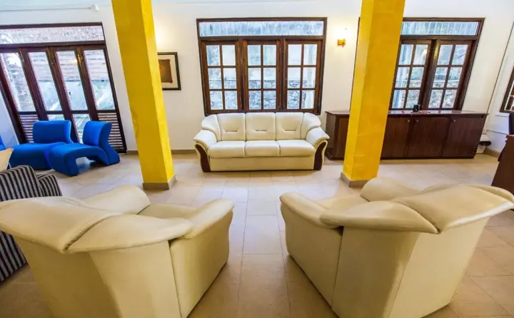 Шри-Джаяварденепура-Котте: Backpacker Villas