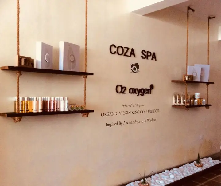 Гора Lavinia: Coza Ceylon