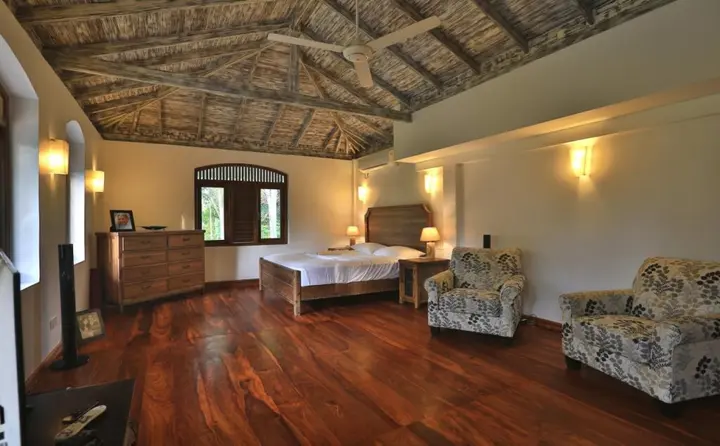 Ахангама: Amara Villa