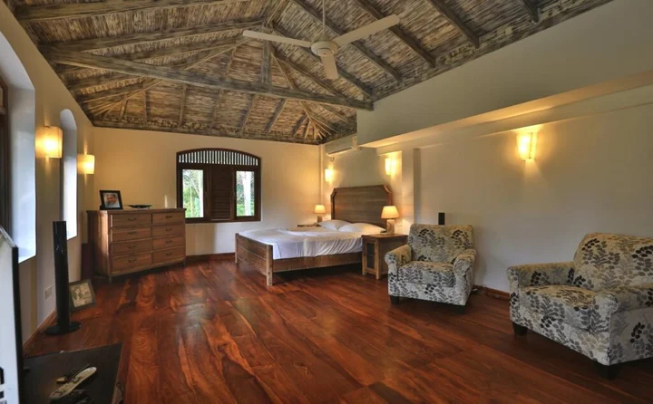 Ахангама: Amara Villa
