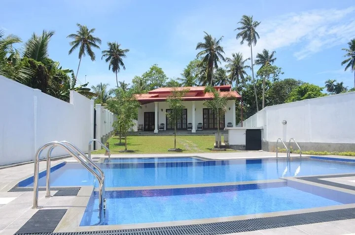 Хиккадува: Sithi Villas