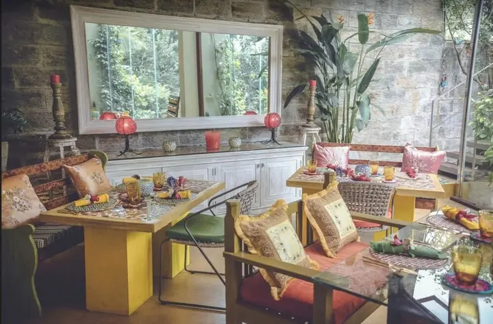 Шри-Джаяварденепура-Котте: Aathma Colombo House