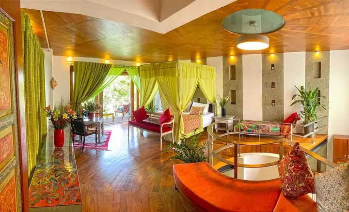 Шри-Джаяварденепура-Котте: Aathma Colombo House