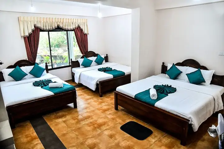 Sri Krishna Bhavan Hotel — фото 4