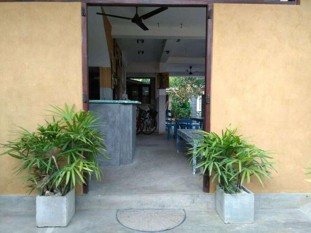 Унаватуна: Cycling Hostel Sri Lanka