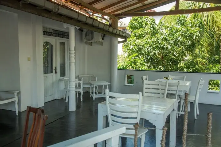 Унаватуна: TYD Location - Unawatuna