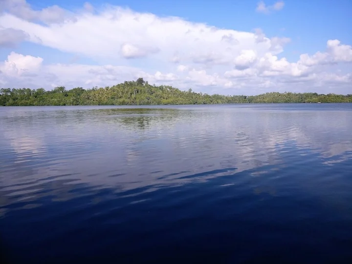 Пинканда: Yoho The River Edge