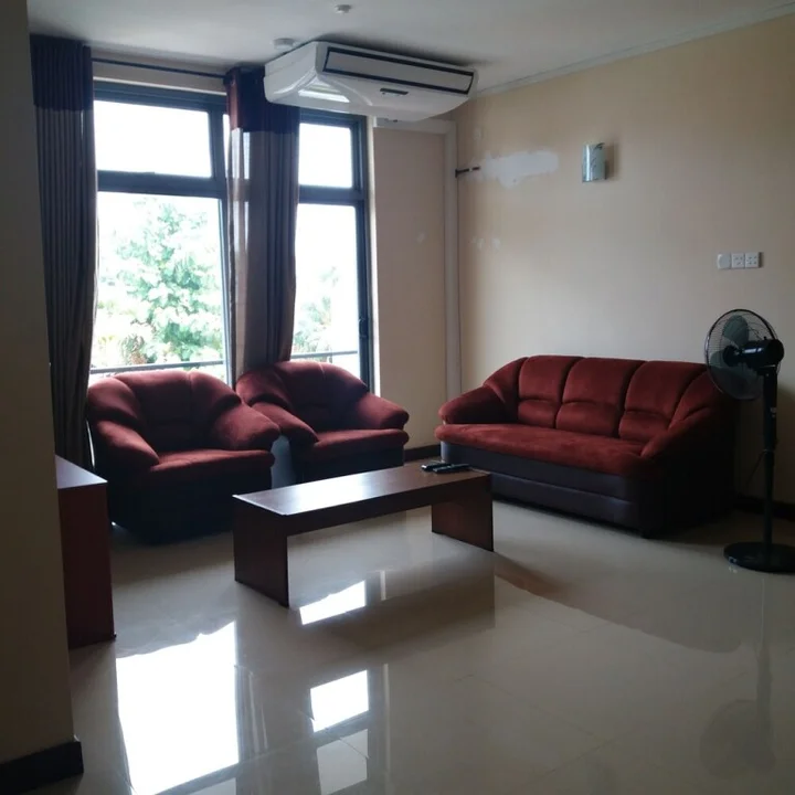 Коломбо: TJ'S Apartments