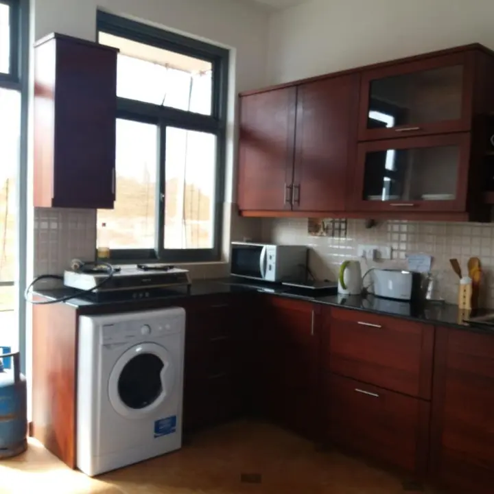 Коломбо: TJ'S Apartments