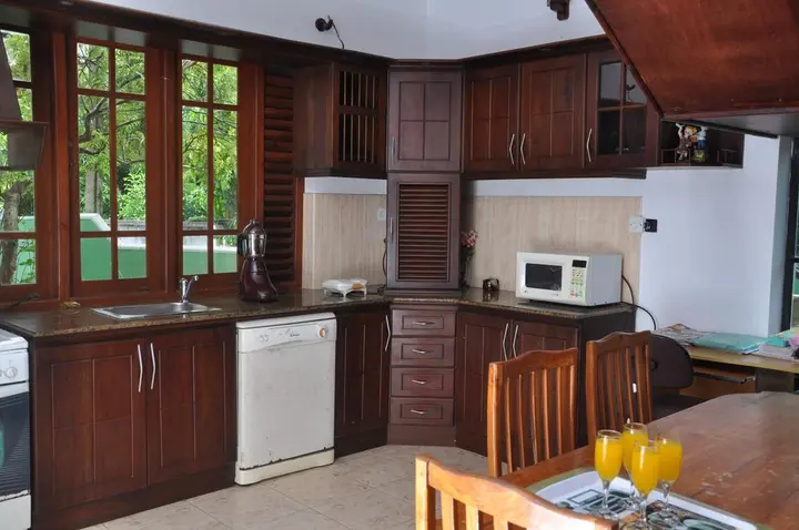 Хиккадува: Shakuna Villa