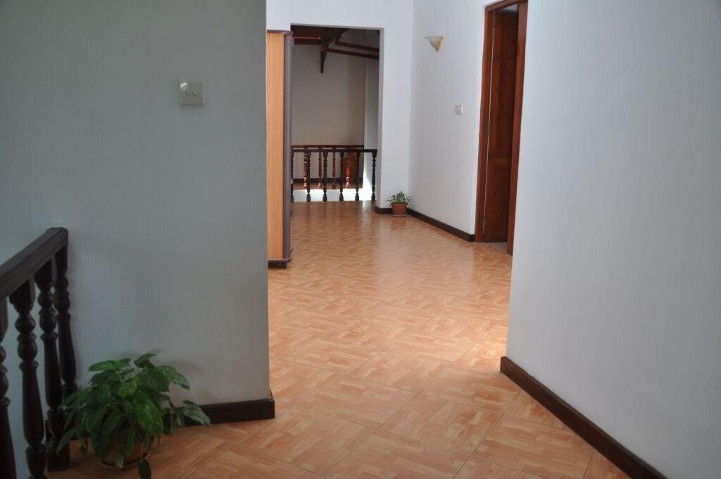 Хиккадува: Shakuna Villa