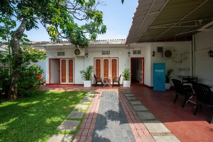 Гора Lavinia: Отель Yoho White Villa