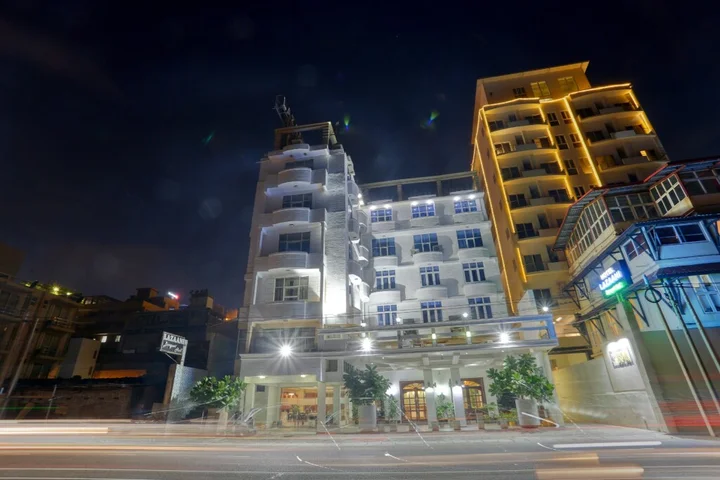 Коломбо: Отель Lazaani Colombo