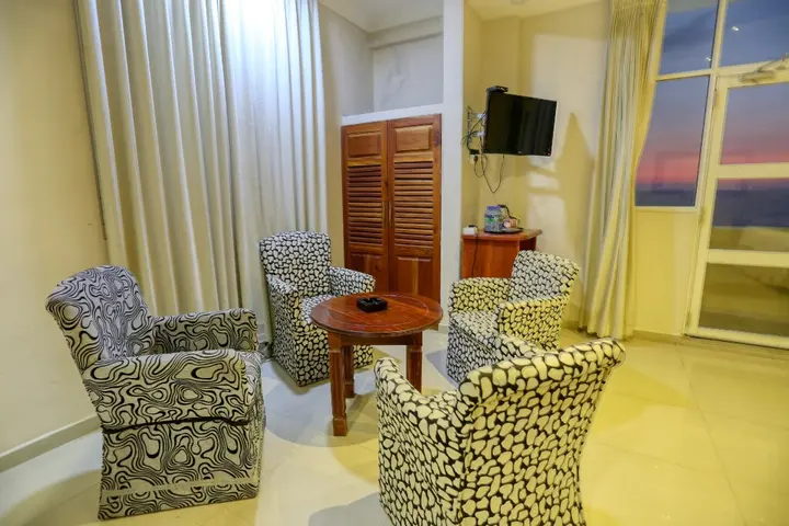 Коломбо: Отель Lazaani Colombo