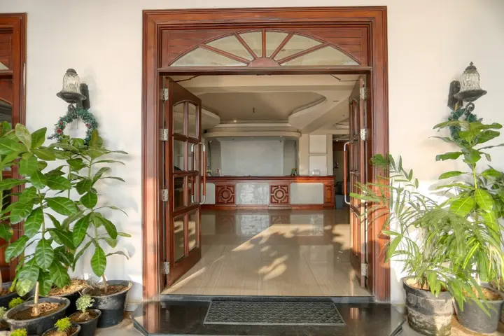 Коломбо: Отель Lazaani Colombo