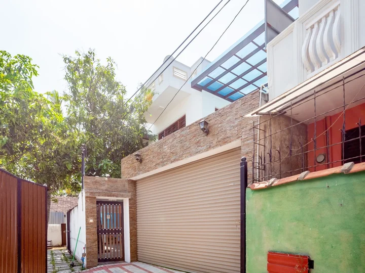 Гора Lavinia: Отель Yoho Villa Safari Colombo