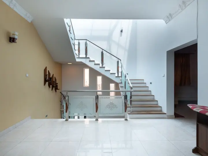 Гора Lavinia: Отель Yoho Villa Safari Colombo