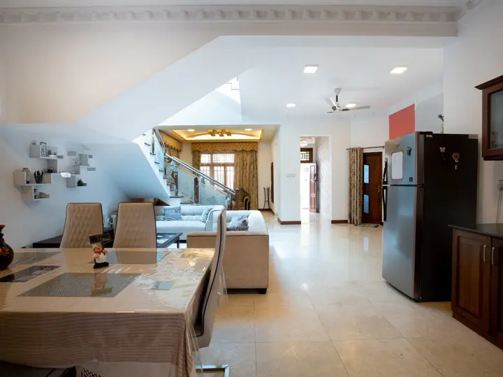 Гора Lavinia: Отель Yoho Villa Safari Colombo