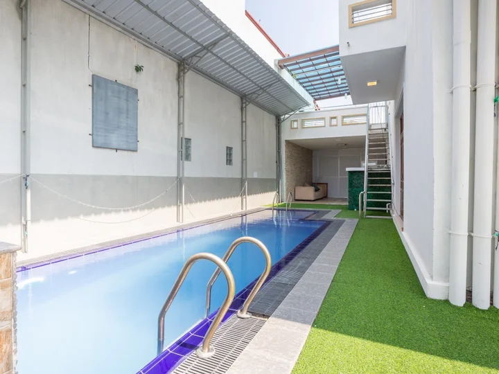 Гора Lavinia: Отель Yoho Villa Safari Colombo