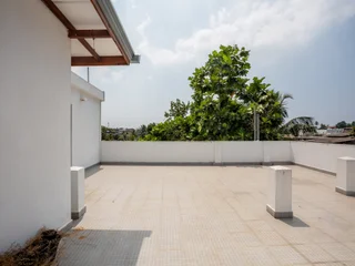 Гора Lavinia: Отель Yoho Villa Safari Colombo