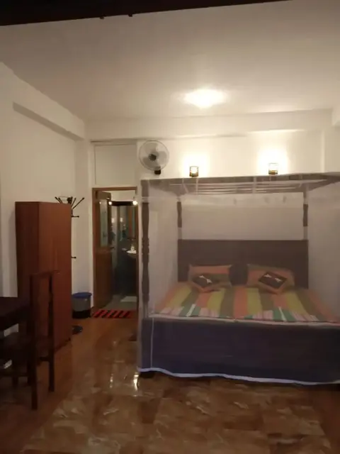 Элла: The Zenith Inn Ella