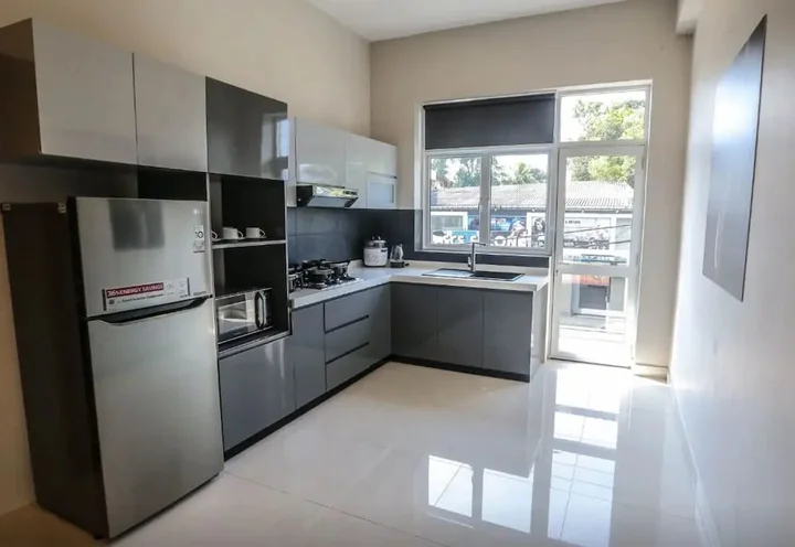 Гора Lavinia: Pink Elephant Tourist Apartment Hotel