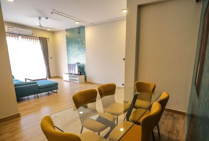 Гора Lavinia: Pink Elephant Tourist Apartment Hotel